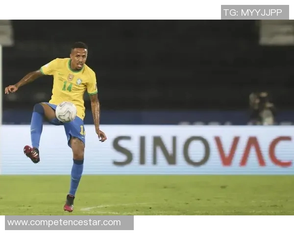 带发巾的足球明星如何在赛场上展现个性与风采